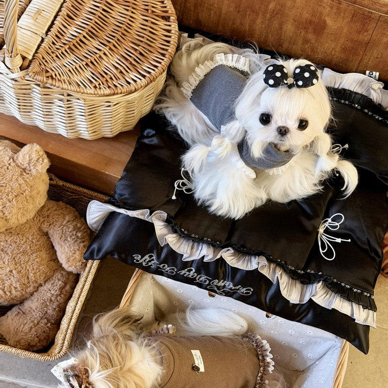 Soft Princess Dog Cat Sleeping Cushion