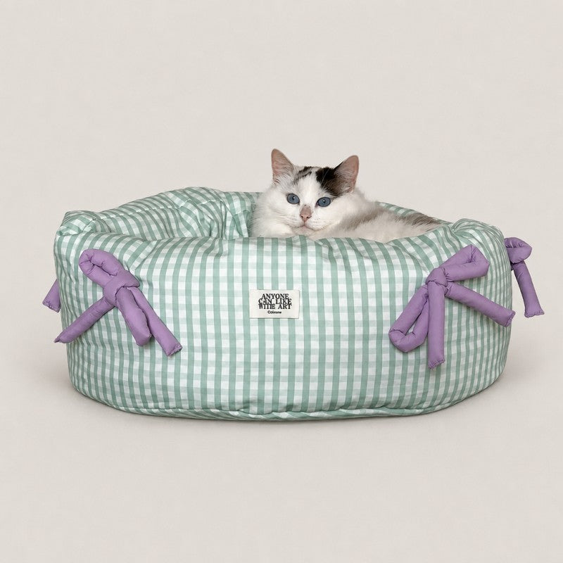 Green Gingham Knotted Bow Cat Bed