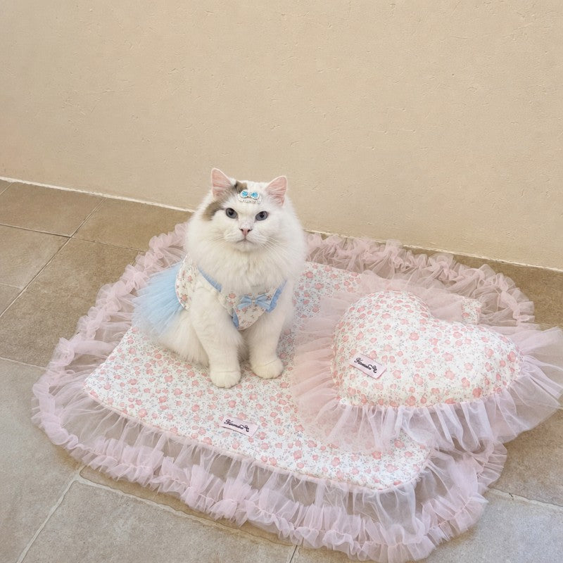 Floral Ruffle Pet Mat & Heart Pillow Set